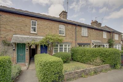 Hill Farm Road, Taplow Village