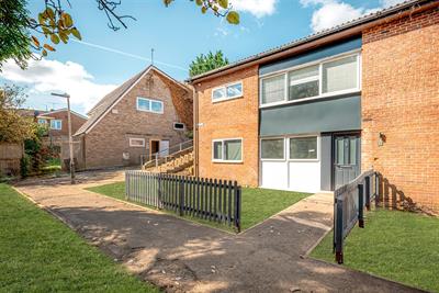 Longland Way, High Wycombe