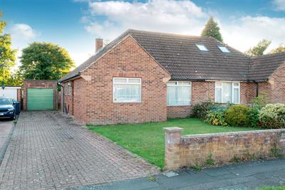 Fennels Farm Road, Flackwell Heath