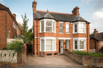 Peterborough Avenue, High Wycombe