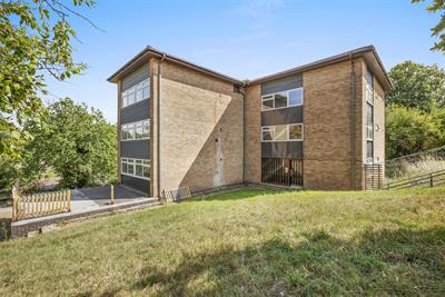 Pettifer Way, High Wycombe