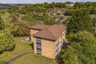 Pettifer Way, High Wycombe